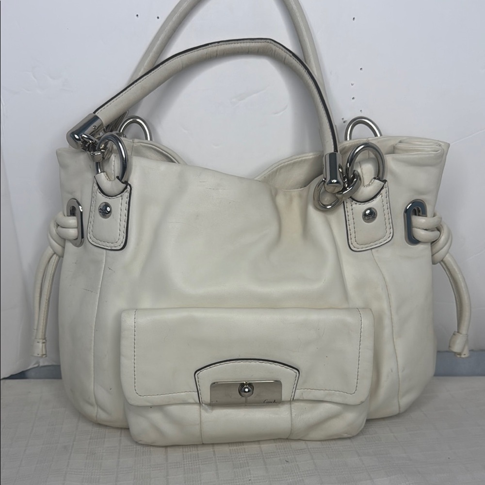 COACH KRISTEN LRG W/SILVER HARDWARE FLAP POCKET W/SILVER